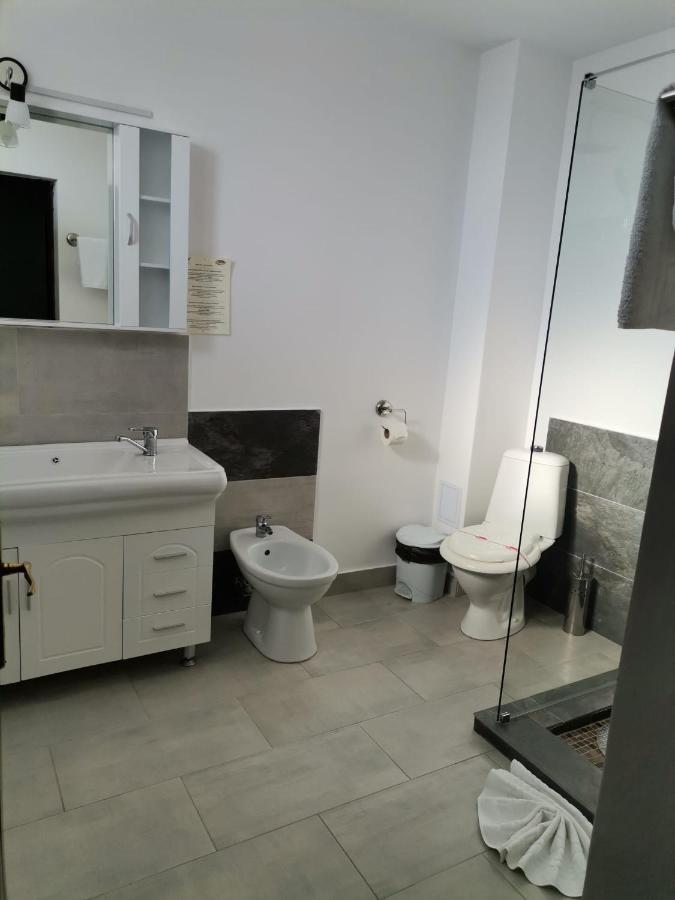 Motel Davios Targu Jiu Ngoại thất bức ảnh