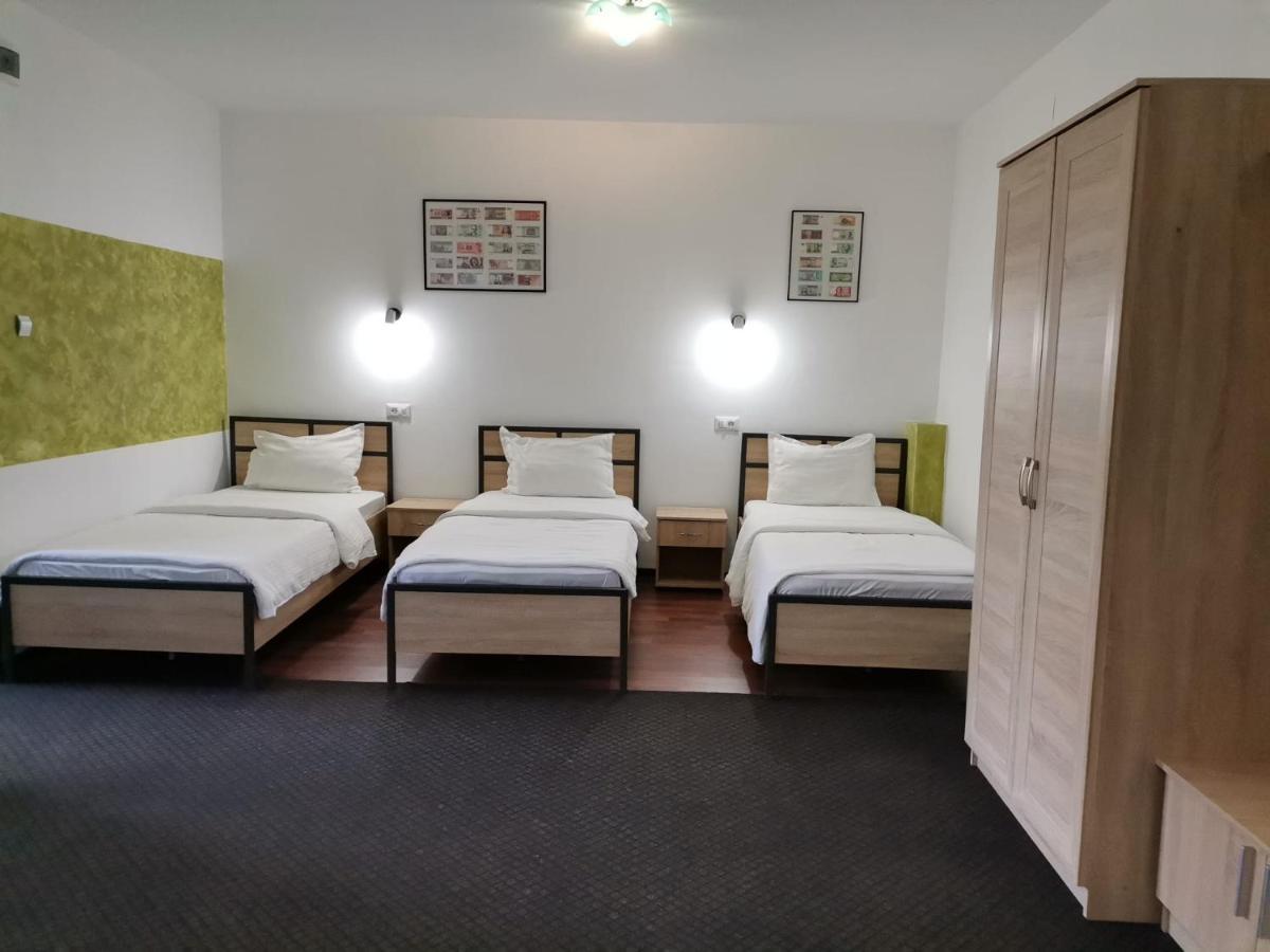 Motel Davios Targu Jiu Ngoại thất bức ảnh