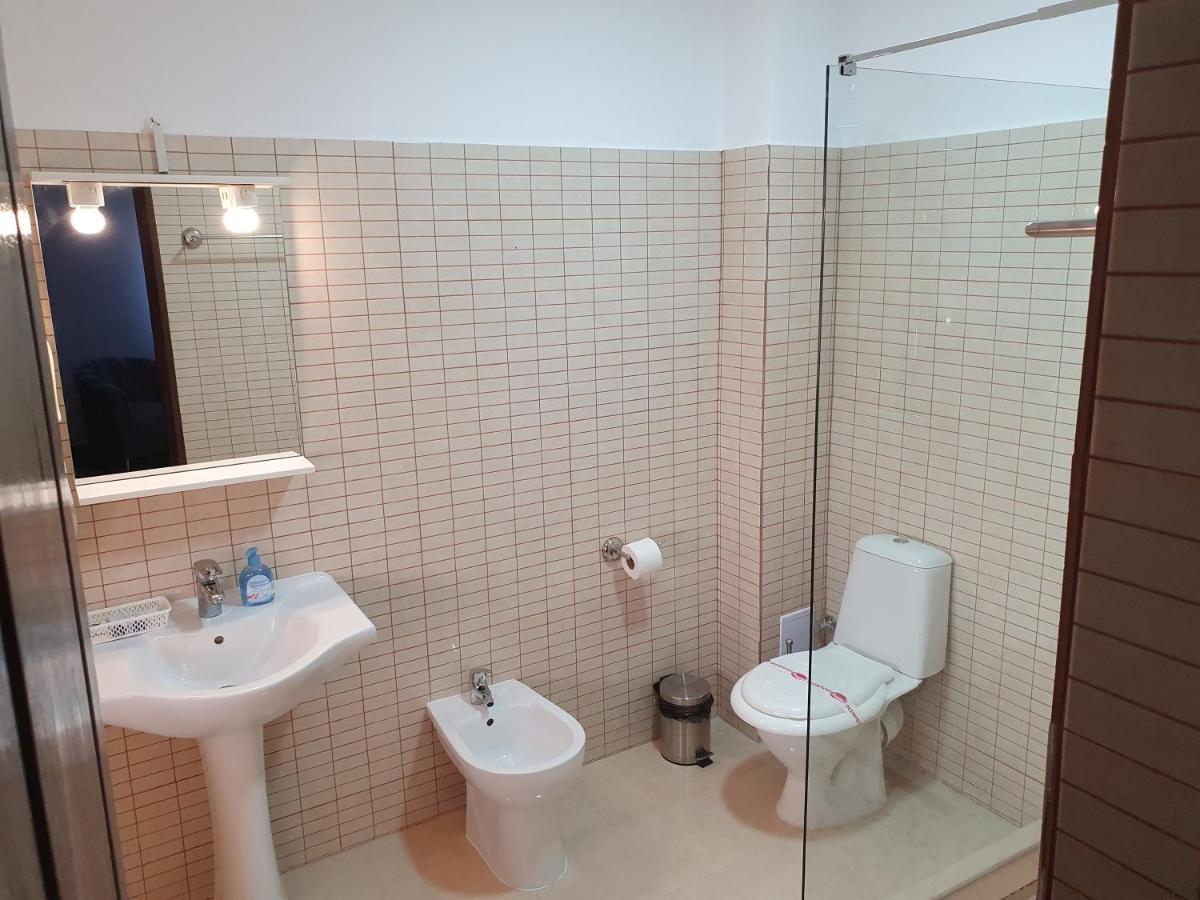 Motel Davios Targu Jiu Ngoại thất bức ảnh