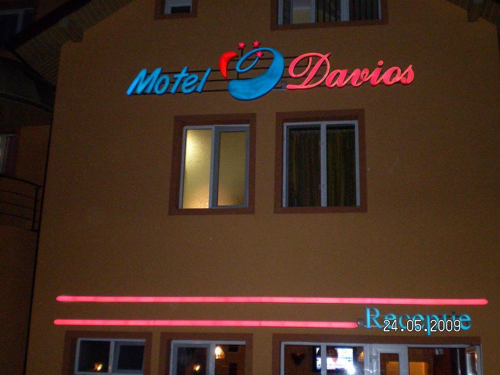 Motel Davios Targu Jiu Ngoại thất bức ảnh