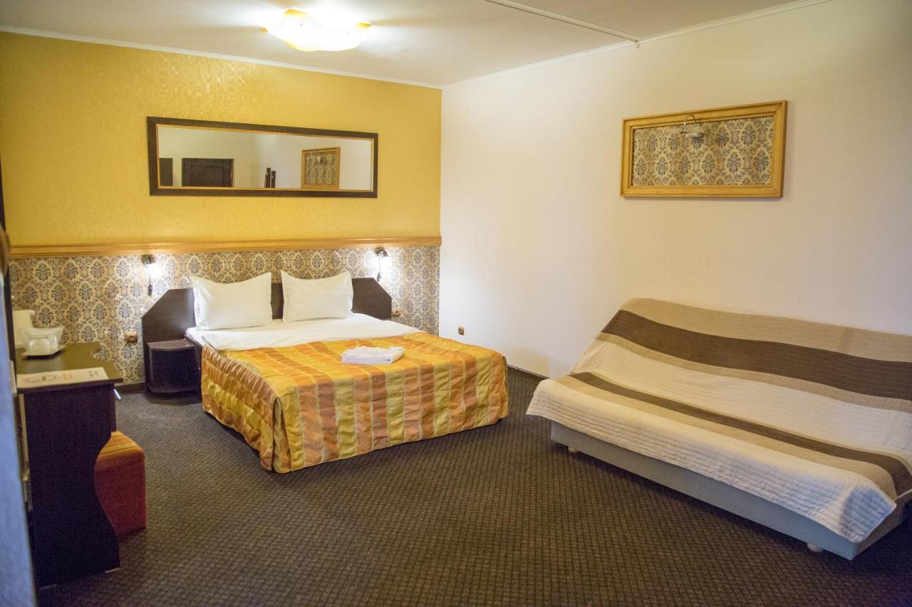 Motel Davios Targu Jiu Ngoại thất bức ảnh
